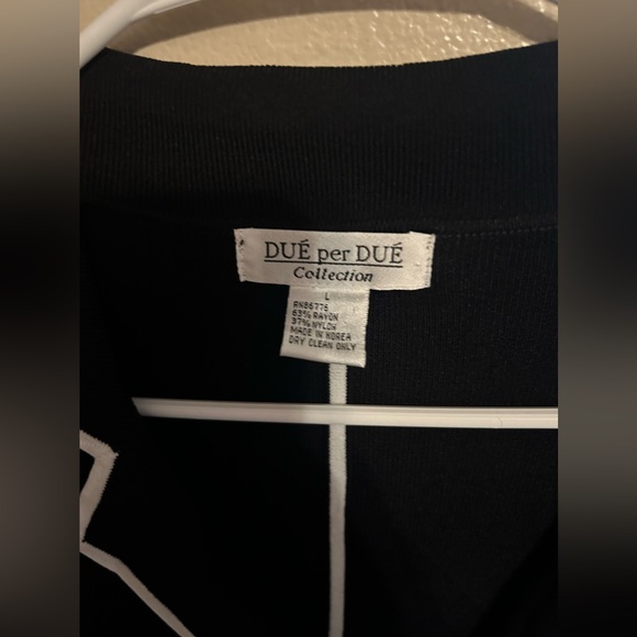 Due Per Due Bow Sweater - Picture 4 of 6